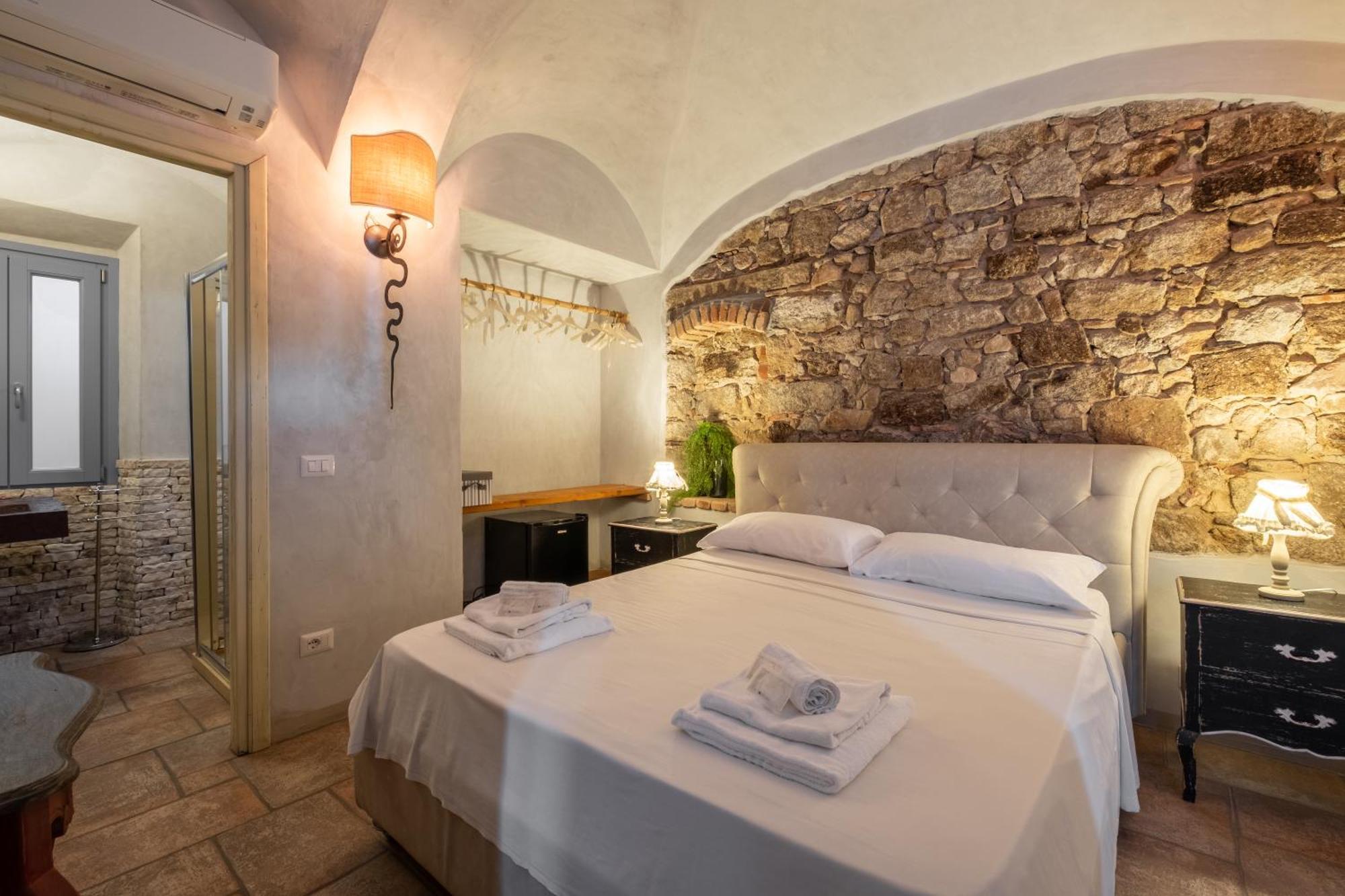Dimoras Dimore Nel Cuore Di Olbia Buitenkant foto