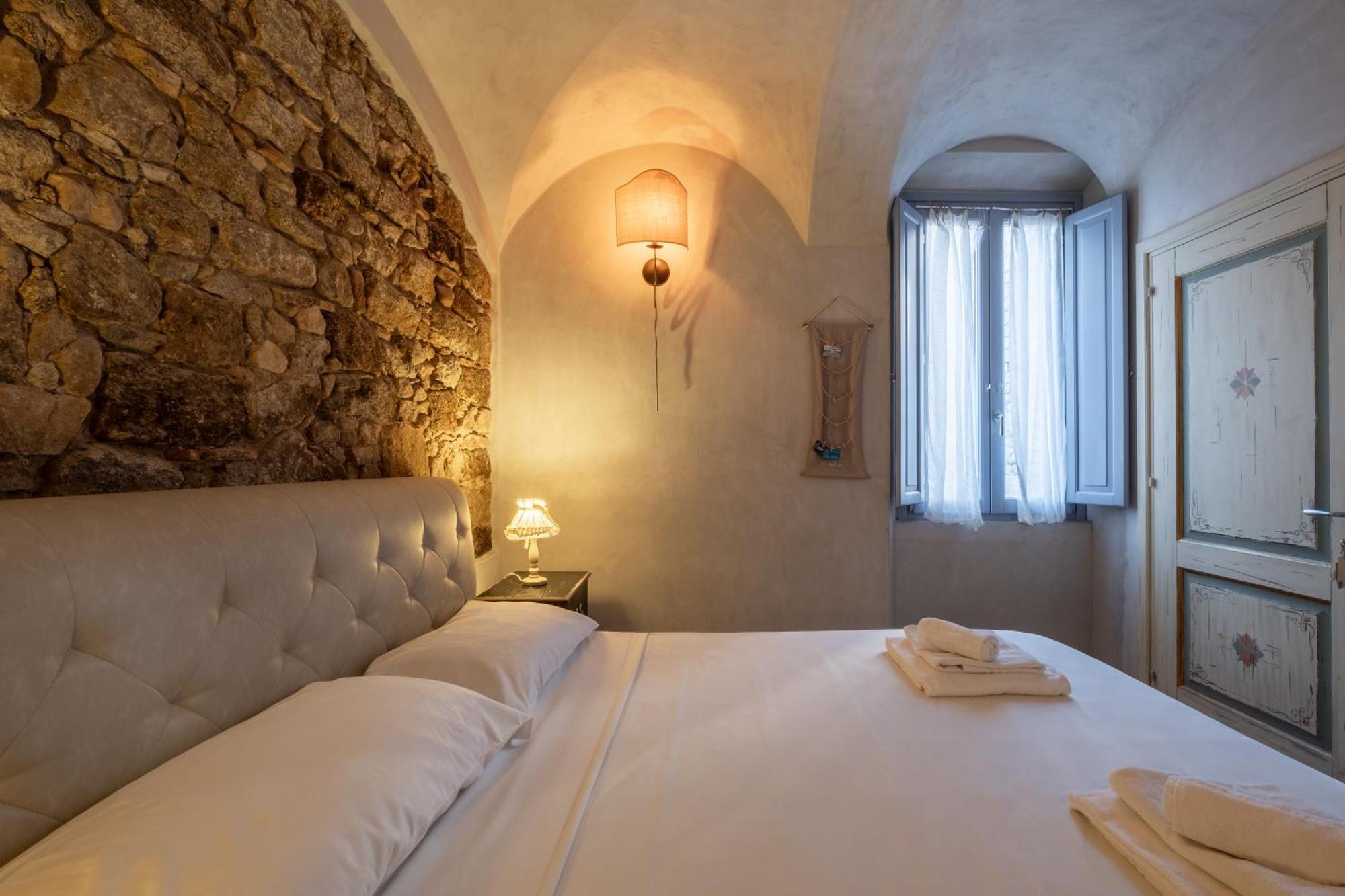 Dimoras Dimore Nel Cuore Di Olbia Buitenkant foto