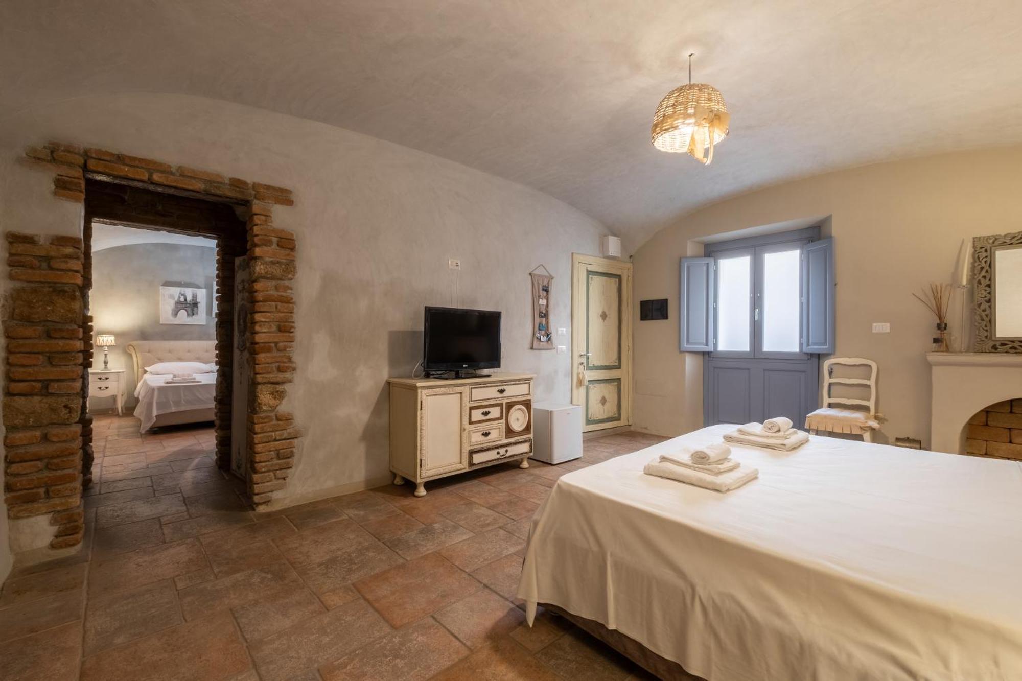 Dimoras Dimore Nel Cuore Di Olbia Buitenkant foto